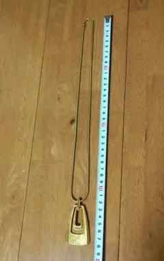 ネックレス ゴールド シンプル