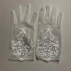 ホワイトウェディンググローブ刺繍レース