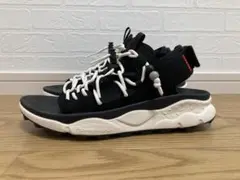 【フラワーマウンテン　サンダル　PUMA PUNKU ブラック】