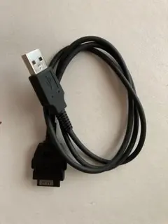 USBケーブル　E166307 AWM 2725 28AWG 80℃