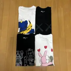 カウズティシャツ