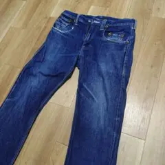 Levi's ダークブルー ストレートレッグジーンズ