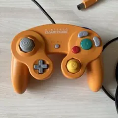 Nintendo GameCube コントローラー オレンジ