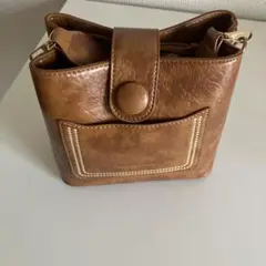本革ショルダーバッグ