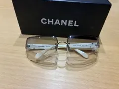 CHANEL クリアフレーム サングラス