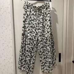 大きいサイズ　3L 花柄ワイドパンツ
