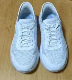 SKECHERS SLIP-IN GOWALK FREXホワイト スニーカー
