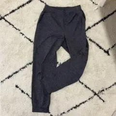 UNIQLO アクティジョガーパンツ　グレー　Sサイズ