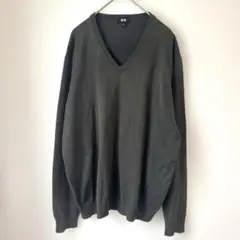 ユニクロ　オリーブグリーン Vネック ニットセーター　薄手　L