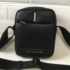 ショルダーバック トミーヒルフィガー