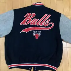 Item thumbnail for item 12330c02-7d1c-45f9-bfe9-367363e3f807