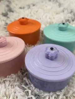 香港限定　LE creuset ルクルーゼ　小物入れ　未使用品　四点セット
