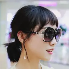 サングラス　レディース　UV　アクセント　黒　紫外線　韓国　グラデーション