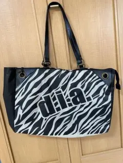 d.i.a. ゼブラ柄ショッパー 希少【平成ギャル】ショップ袋 ショ袋 ゼブラ柄 d.i.a. 希少 ゼブラ柄ショッパー ショップ袋【平成ギャル】美品