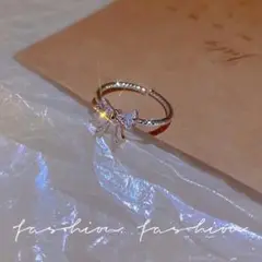 ♥️残りわずか♥️おしゃれ　人気　リング　指輪　シルバー　上品　フリーサイズ　蝶