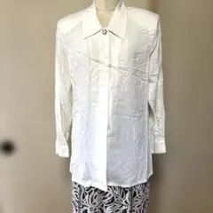 新品　jasmi SILKベージュ長袖シャツ ボタン付きM〜Lサイズ