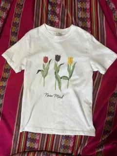 BED & BREAKFAST チューリップ Tシャツ
