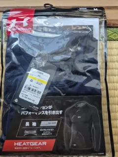 新品アンダーアーマーアンダーシャツ M値下げ！