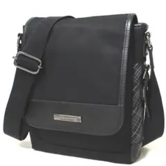 美品バーバリー ブラックレーベル 斜め掛けショルダーバッグ 黒 ノバチェック