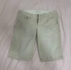 ABERCROMBIE & FITCH ベージュショートパンツ