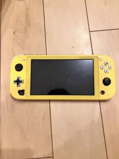 Nintendo Switch Lite イエロー 本体　ジャンク