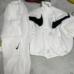 ナイキウィンドジャケット