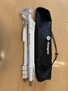 Item thumbnail for item ee9d38b7-c46a-47f5-b337-e181602d6487