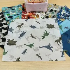 ★A330★ カットクロス/プリント生地/国産/25cm×25cm/10点