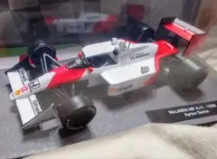マクラーレン MP4/4　1988 アイルトン・セナ 1/43 ミニカー