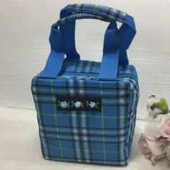 青　チェック柄　保冷　保温　ランチバッグ　刺繍