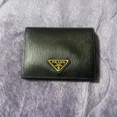 PRADA 二つ折り財布
