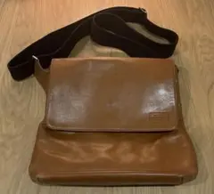 Item thumbnail for item c7e0e132-7cad-4b97-91da-064dbfada4a4