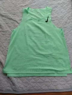 ナイキ　ランシャツ　シングレット