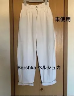 ☘️Bershka ベルシュカ スラウチーフィットパンツ