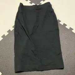黒 タイトスカート スリット入り ウエストゴム　UNIQLO