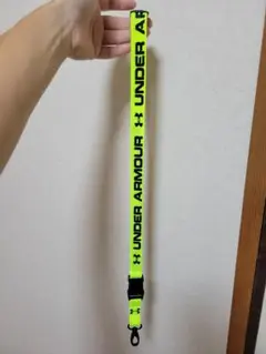 UNDER ARMOUR ネオンイエロー ストラップ