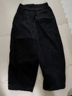 休日と詩 黒 ワイドパンツ
