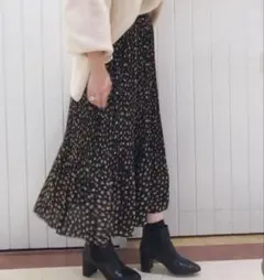 ローリーズファーム　LOWRYS FARM 花柄プリーツスカート