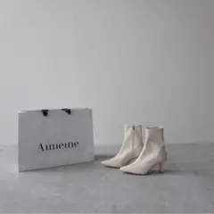 Aimeine ポインテッドトゥショートブーツ ホワイトLサイズ
