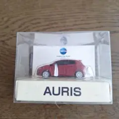 AURIS 赤色　チョロQ