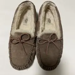 UGG アグ ダコタ モカシン