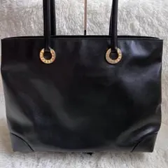 ティファニートートバッグ ロゴ金具 レザー 黒 ブラック TIFFANYu0026Co.