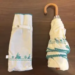 クリーム色 折りたたみ日傘 木製ハンドル