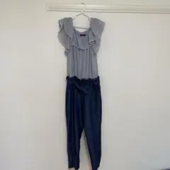 一度が二度きましたが、裾部分のしわ以外は悪くない状態だと思います。