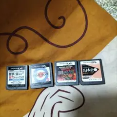 ニンテンドーDS ゲームカートリッジ 4点セット