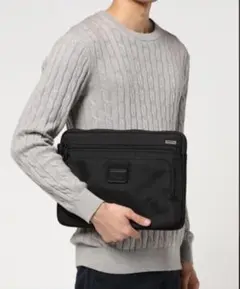 TUMI ラップトップカバー Medium Laptop Cover pcケース