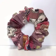 濃い赤茶系　シュシュ　ハンドメイド　シンプル