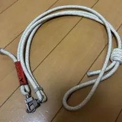 topologie スマホショルダーストラップ アイボリー