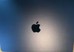 Apple MacBook Air M2 2022 本体