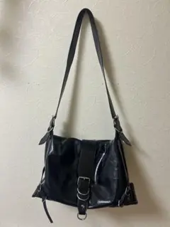 Carmeloショルダーバッグ